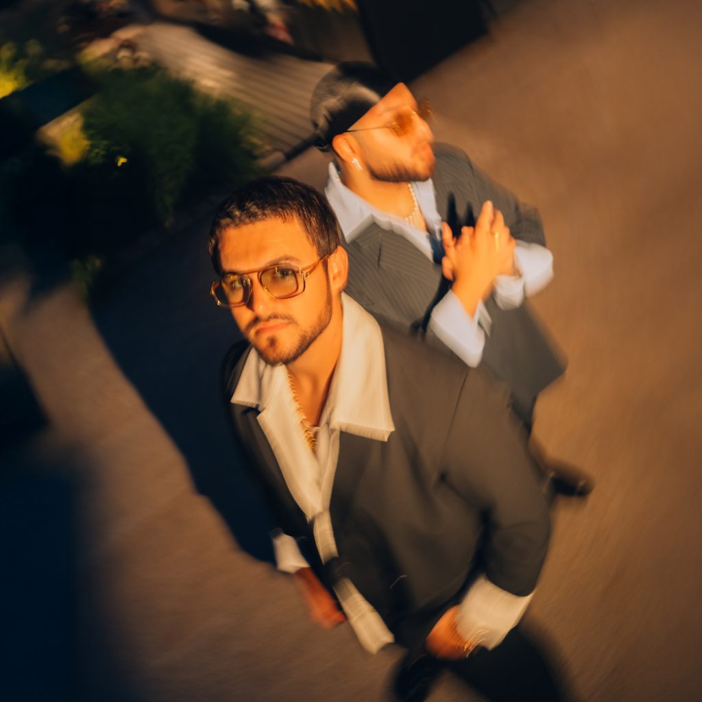 &ldquo;Mhm Aha&rdquo; &ndash; piesa cu care Mario &#537;i Lazy Ed aprind din nou atmosfera